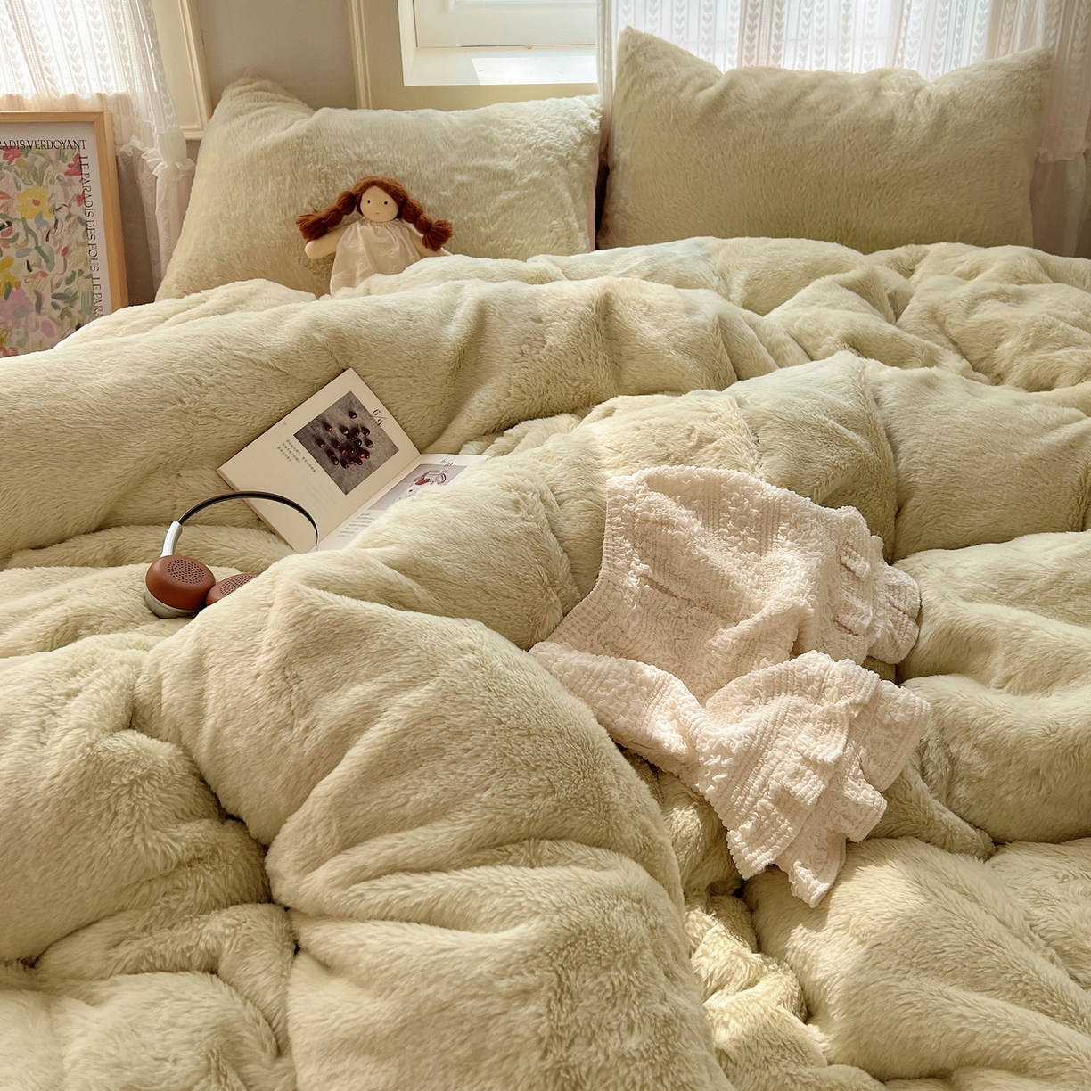 91家纺网 家纺一手货源 找家纺 金爱家 2025新款全消光牛奶绒A类纯色獭兔毛绒立体四件套 混搭-绿粉