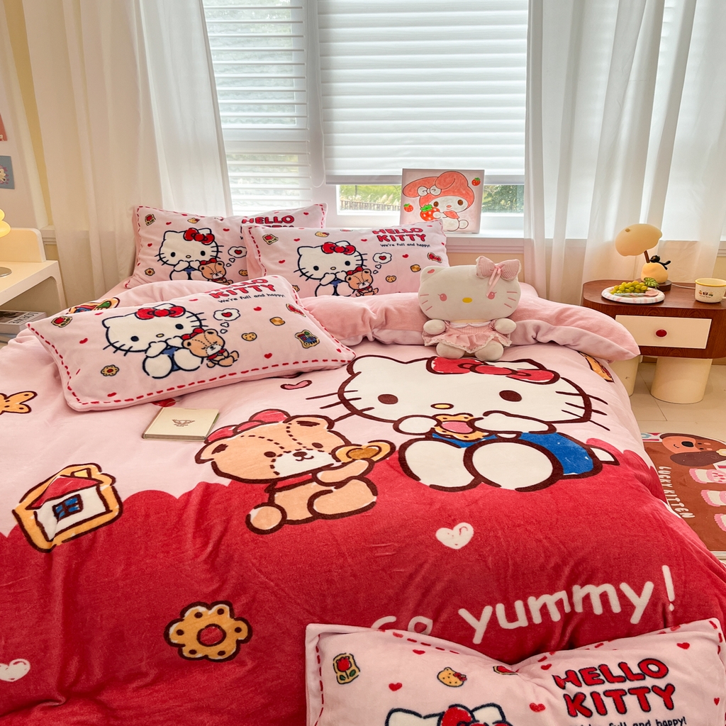 91家纺网 家纺一手货源 找家纺 （总）金爱家 2025新品大版卡通平网数码印花加厚高克重牛奶绒皮卡丘系列四件套