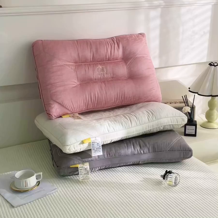 91家纺网 家纺一手货源 找家纺 （总）万聚凯枕芯 2025新款皇冠提花定型枕头枕芯