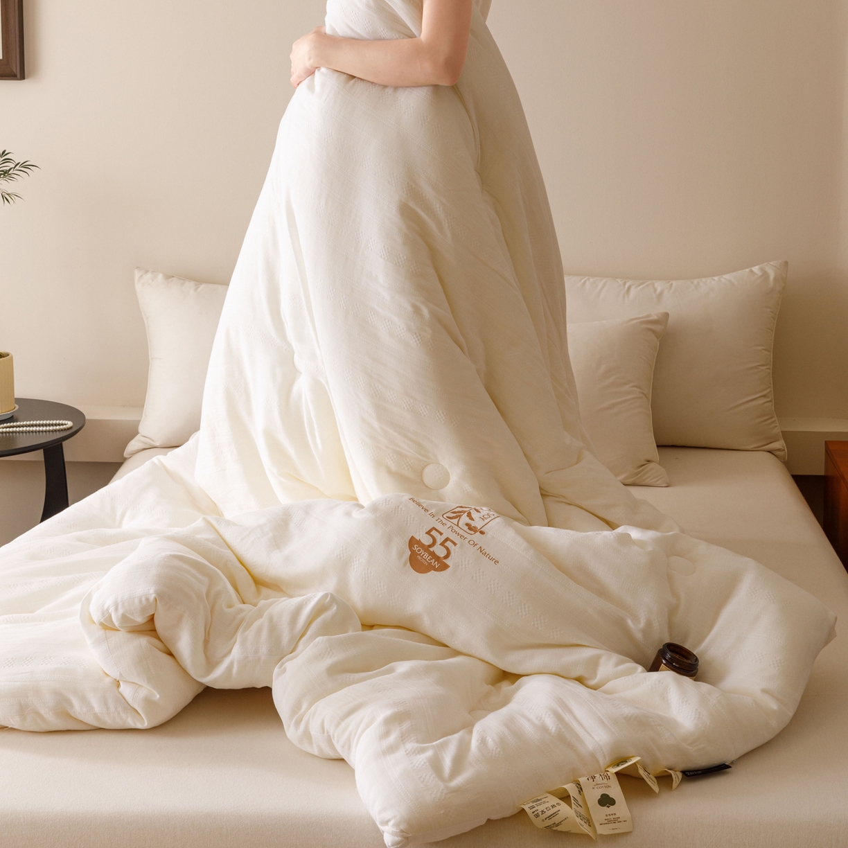 91家纺网 家纺一手货源 找家纺 子由家居 2025新款全棉纯棉有氧双层提花55大豆被被子被芯 双层纱55大豆被