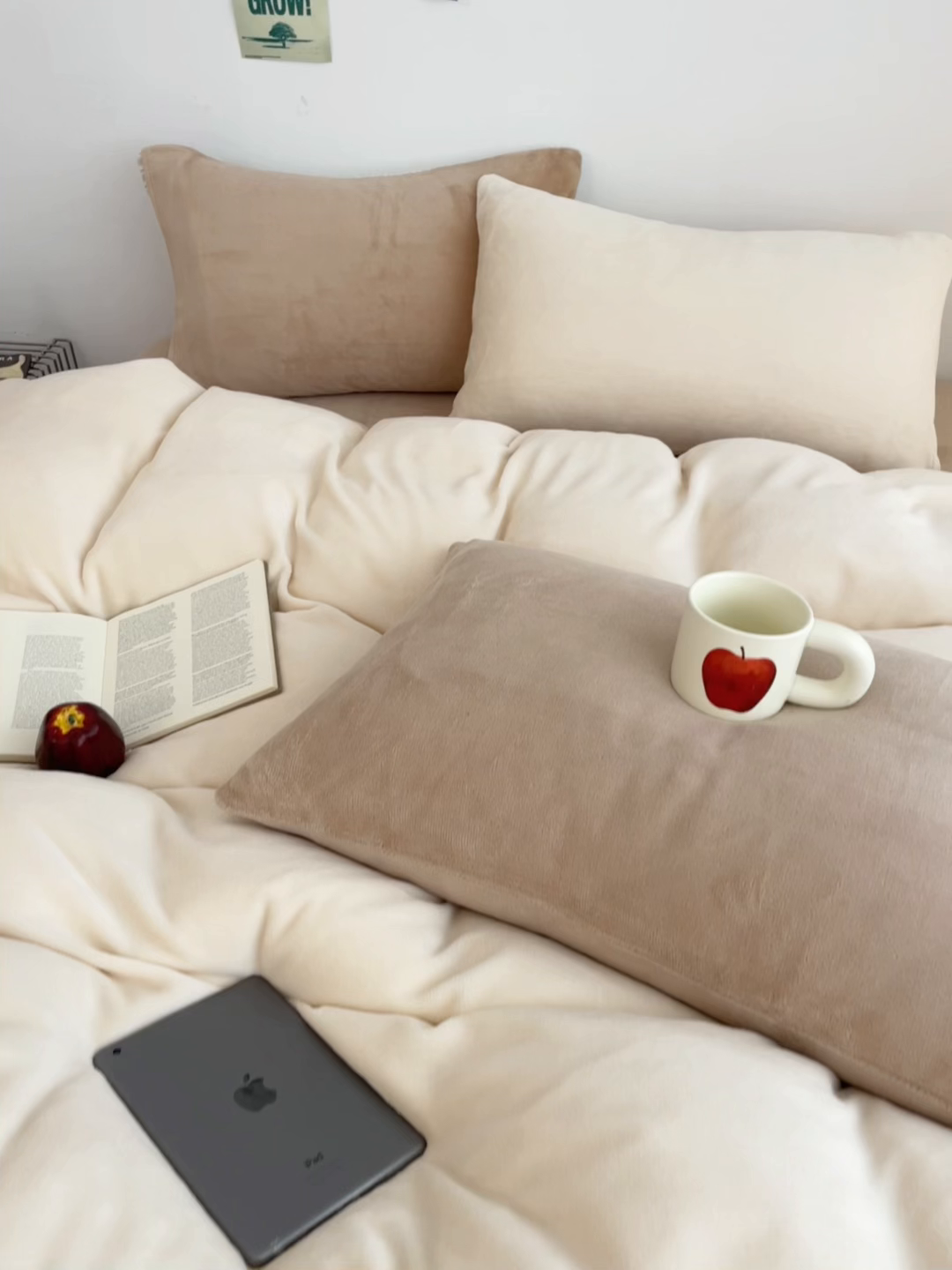 91家纺网 家纺一手货源 找家纺 （总）三朵家纺 2025新款法莱绒混搭四件套