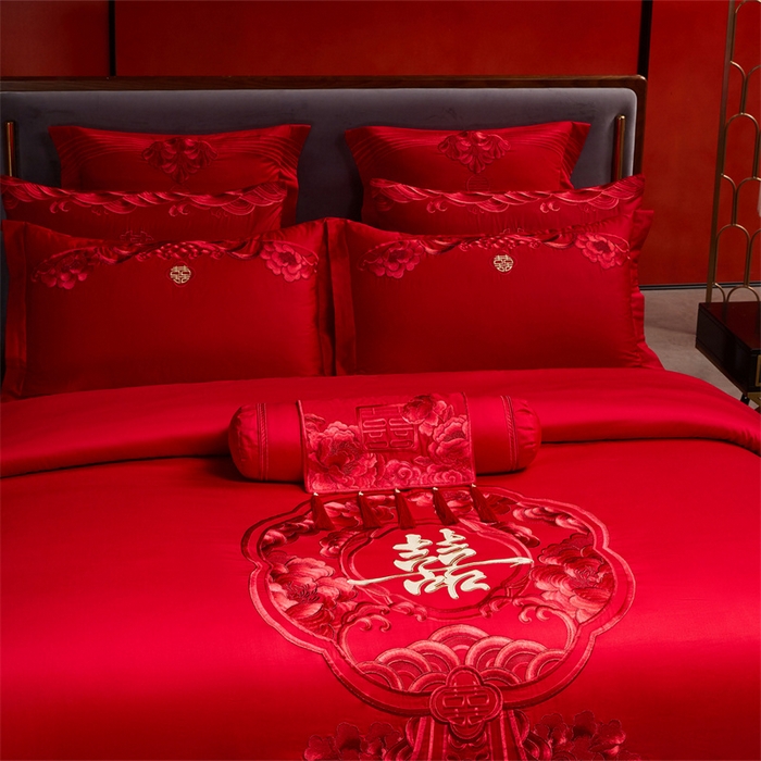 91家纺网 家纺一手货源 找家纺 红番天家居馆 （控价）2025新款纯棉新中式刺绣婚庆四件套（每款供货价的基础上一切活动券后+100） 绮梦花境-红