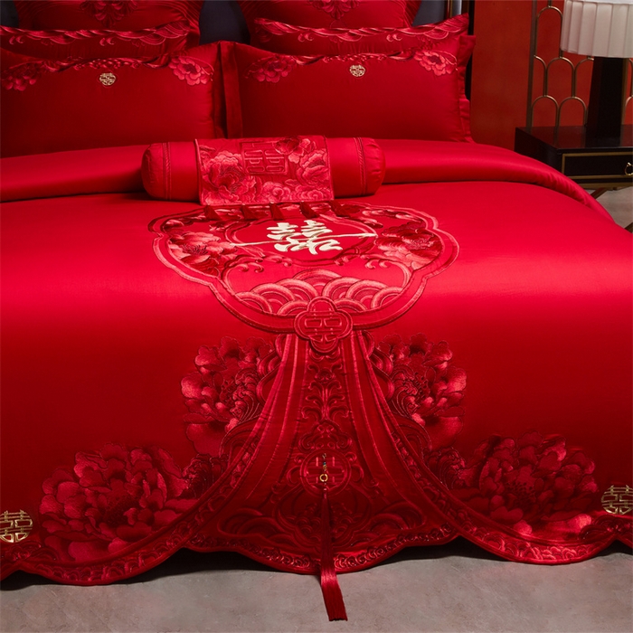 91家纺网 家纺一手货源 找家纺 红番天家居馆 （控价）2025新款纯棉新中式刺绣婚庆四件套（每款供货价的基础上一切活动券后+100） 绮梦花境-红