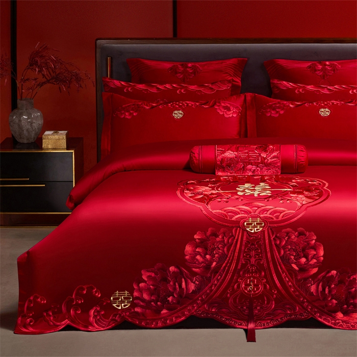 91家纺网 家纺一手货源 找家纺 红番天家居馆 （控价）2025新款纯棉新中式刺绣婚庆四件套（每款供货价的基础上一切活动券后+100） 绮梦花境-红