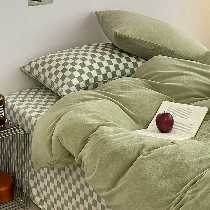 91家纺网 家纺一手货源 找家纺 （总）三朵家纺 2025新款法莱绒混搭四件套