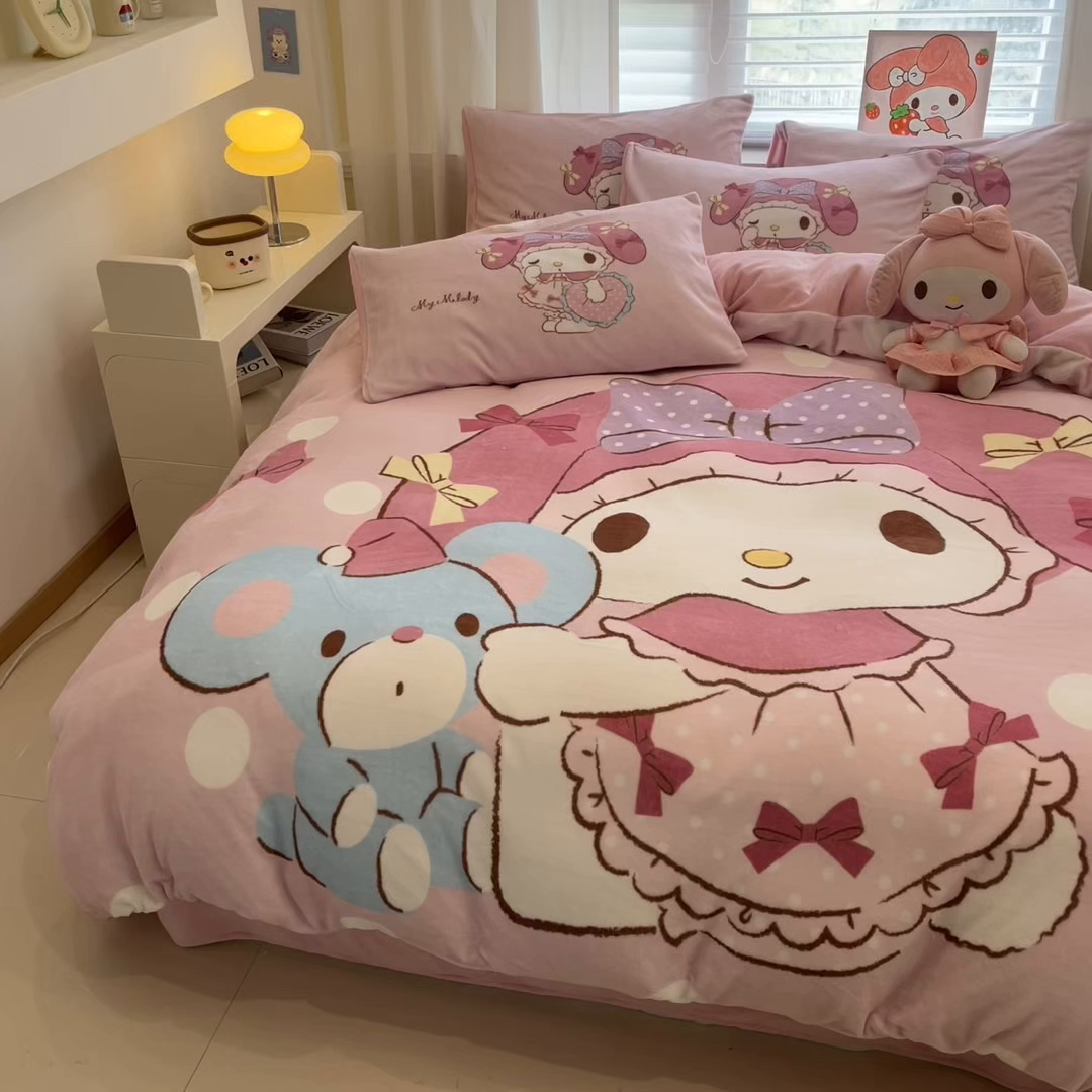 91家纺网 家纺一手货源 找家纺 金爱家 2025新品大版卡通平网数码印花加厚高克重牛奶绒皮卡丘系列四件套 绒大版-公主美乐蒂