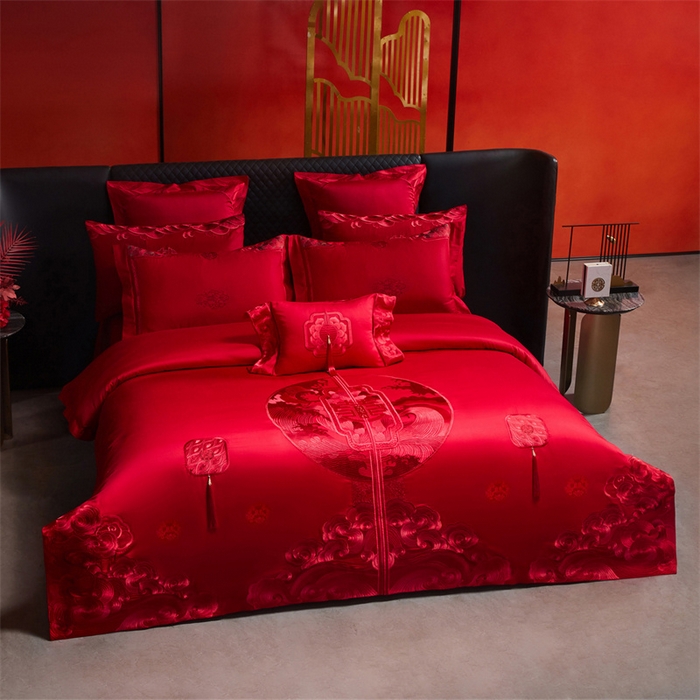 91家纺网 家纺一手货源 找家纺 红番天家居馆 （控价）2025新款纯棉贡缎提花婚庆四件套（每款供货价的基础上一切活动券后+100） 听澜同心-红