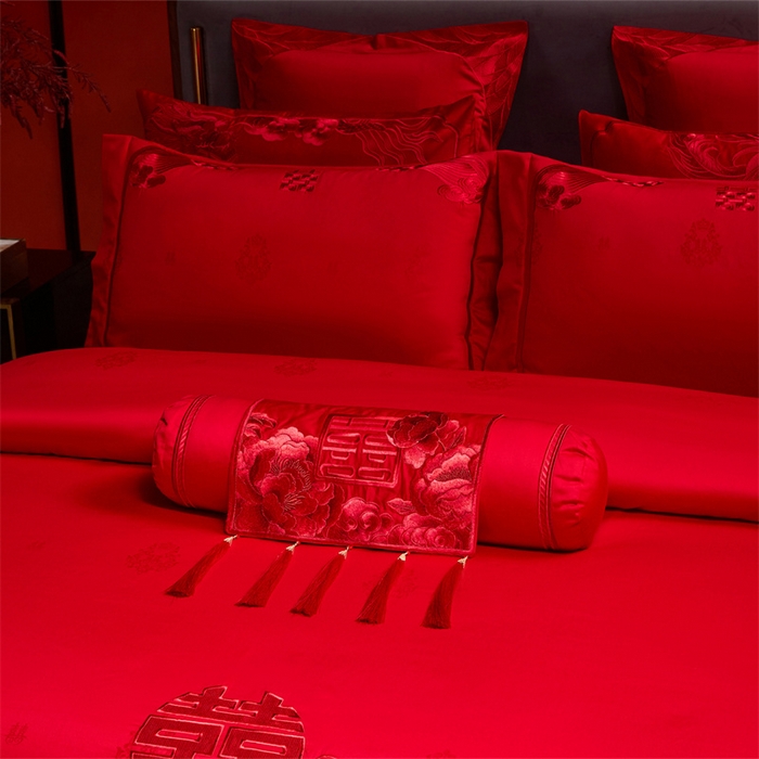 91家纺网 家纺一手货源 找家纺 红番天家居馆 （控价）2025新款纯棉贡缎提花婚庆四件套（每款供货价的基础上一切活动券后+100） 榴连忘返-红