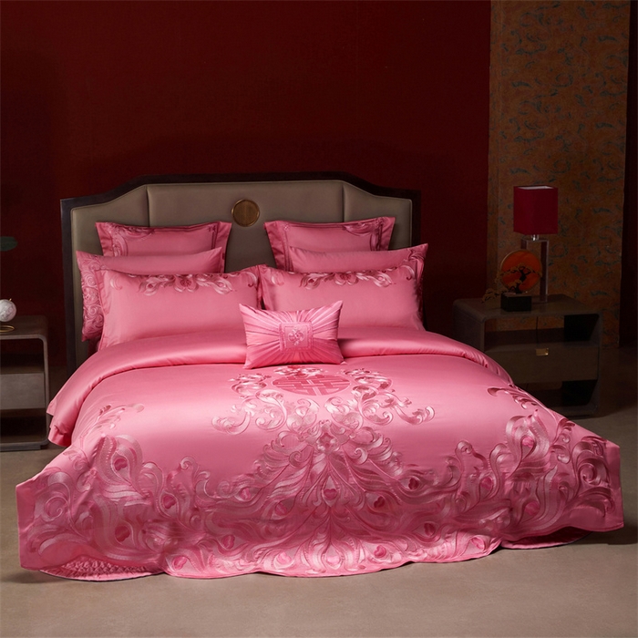 91家纺网 家纺一手货源 找家纺 红番天家居馆 （控价）2025新款纯棉贡缎提花婚庆四件套（每款供货价的基础上一切活动券后+100） 爱的韶华-粉
