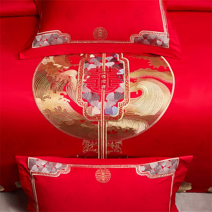 91家纺网 家纺一手货源 找家纺 红番天家居馆 （控价）2025新款纯棉贡缎提花婚庆四件套（每款供货价的基础上一切活动券后+100） 听澜同心-金