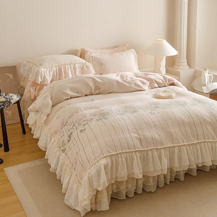 91家纺网 家纺一手货源 找家纺 （总）菊上家纺 2025新品高克重着色雕花浪漫玫瑰绒床盖款四件套-玫瑰故事系列