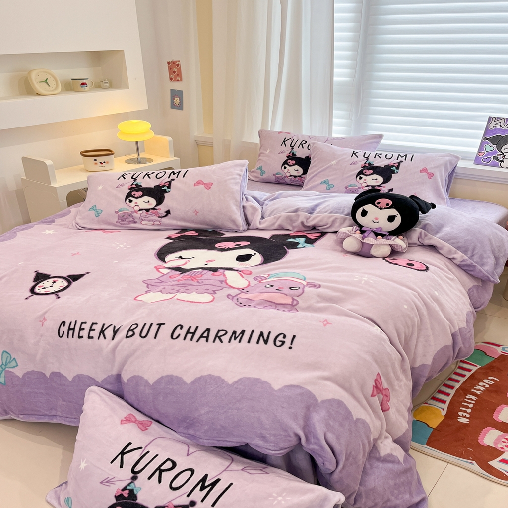 91家纺网 家纺一手货源 找家纺 金爱家 2025新品大版卡通平网数码印花加厚高克重牛奶绒皮卡丘系列四件套 绒大版-巴库库洛米