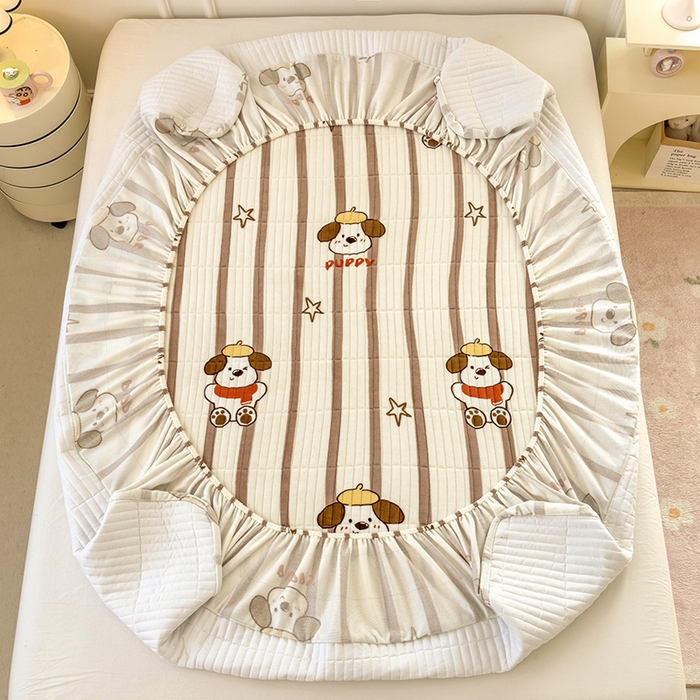 91家纺网 家纺一手货源 找家纺 摩妮卡 2025新款小清新系列印花牛奶绒夹棉床笠三件套 嘟嘟狗