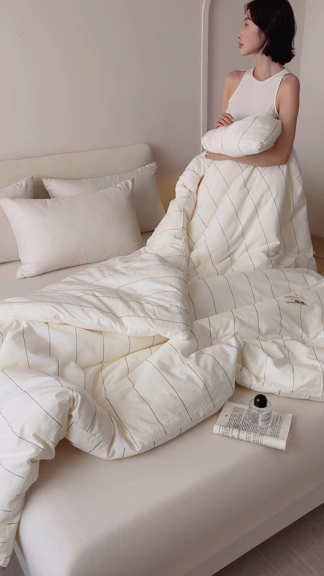 91家纺网 家纺一手货源 找家纺 子由家居 2025新款全棉纯棉无印条纹99大豆被被子被芯 条纹99大豆被-自然光