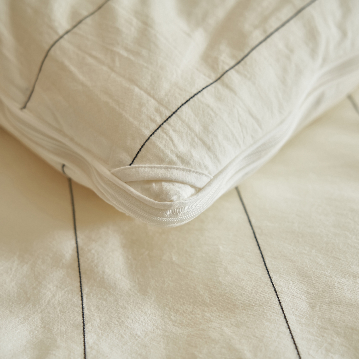 91家纺网 家纺一手货源 找家纺 子由家居 2025新款全棉纯棉无印条纹99大豆被被子被芯 条纹99子母被-简约风