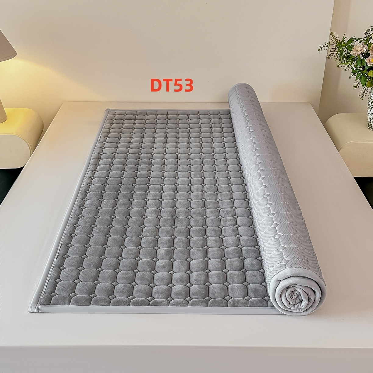 91家纺网 家纺一手货源 找家纺 （总）手艺人家纺 2025新款 新格子宝宝绒床垫