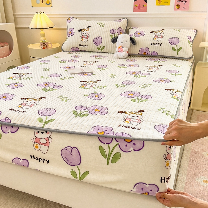 91家纺网 家纺一手货源 找家纺 摩妮卡 2025新款小清新系列印花牛奶绒夹棉床笠三件套 秘密花园