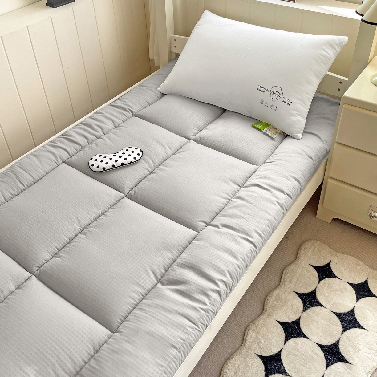 91家纺网 家纺一手货源 找家纺 （总）爱彼家纺 2025新款学生季无印风水洗棉褥子枕芯学生套件宿舍单人90x190床褥套床垫套