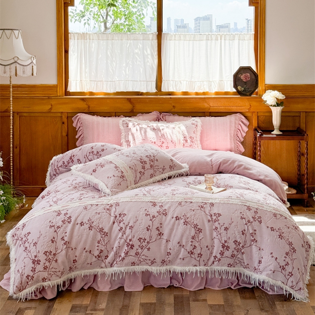 91家纺网 家纺一手货源 找家纺 菊上家纺 2025新款高克重5D雕花牛奶绒时尚仿皮草国潮风床盖四件套-羽妃系列 羽妃-玫粉