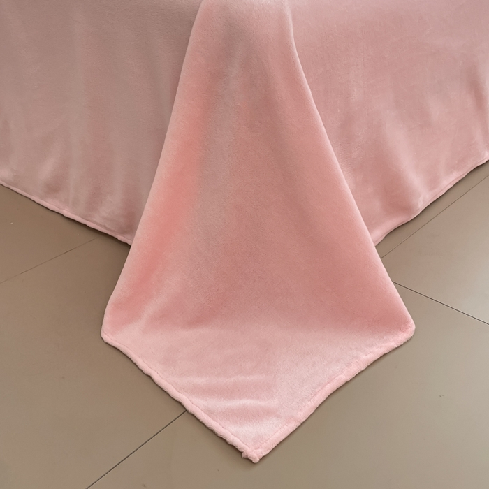 91家纺网 家纺一手货源 找家纺 三朵家纺 2025新款法莱绒混搭四件套 淡紫+粉玉