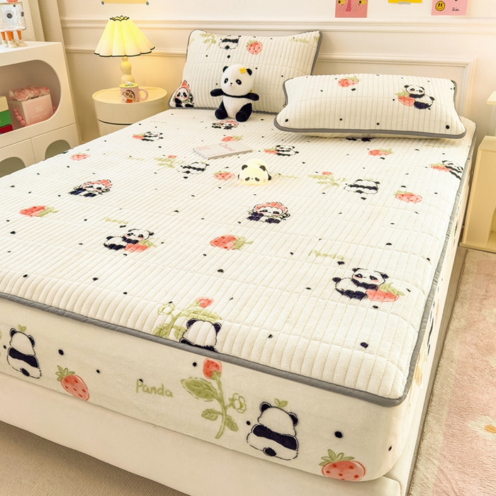 91家纺网 家纺一手货源 找家纺 摩妮卡 2025新款小清新系列印花牛奶绒夹棉床笠三件套 小可爱