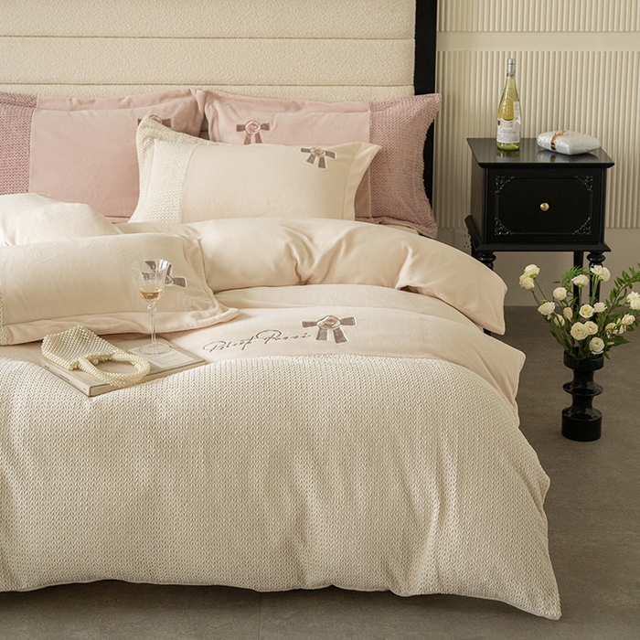 91家纺网 家纺一手货源 找家纺 （总）FORTWO家纺 2024新款230G牛奶绒四件套-初心（绒）