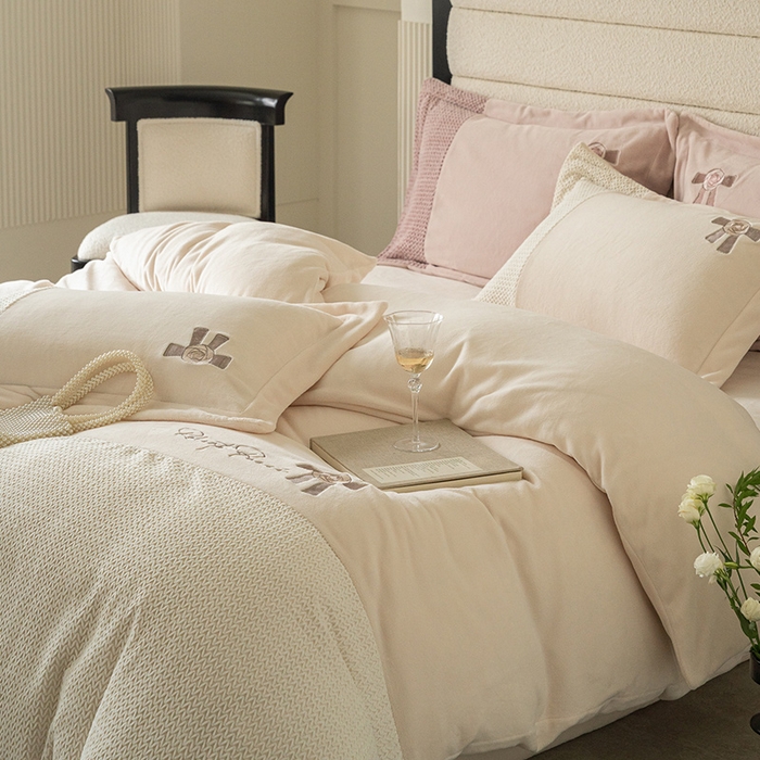 91家纺网 家纺一手货源 找家纺 （总）FORTWO家纺 2024新款230G牛奶绒四件套-初心（绒）