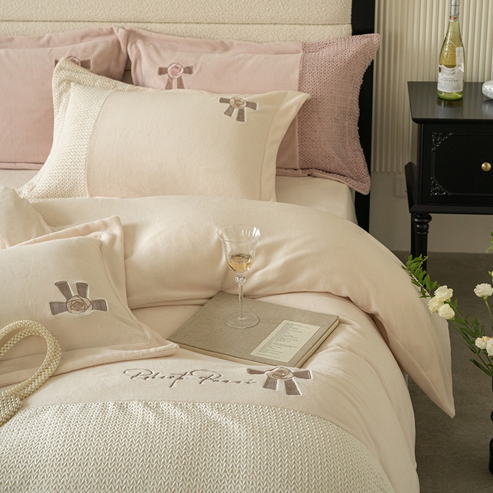 91家纺网 家纺一手货源 找家纺 （总）FORTWO家纺 2024新款230G牛奶绒四件套-初心（绒）