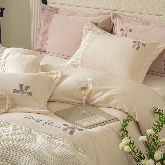 91家纺网 家纺一手货源 找家纺 （总）FORTWO家纺 2024新款230G牛奶绒四件套-初心（绒）