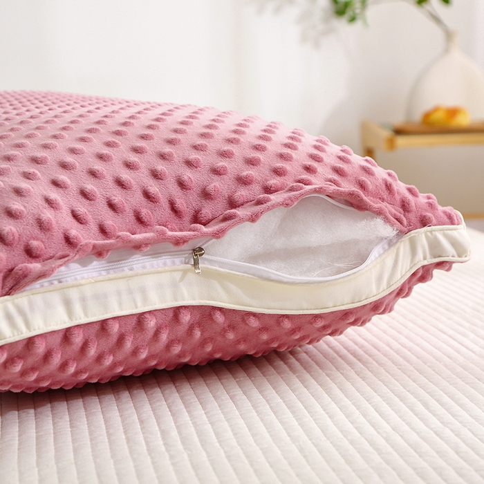 91家纺网 家纺一手货源 找家纺 万聚凯枕芯 2025新款绒豆豆枕头枕芯 玫粉