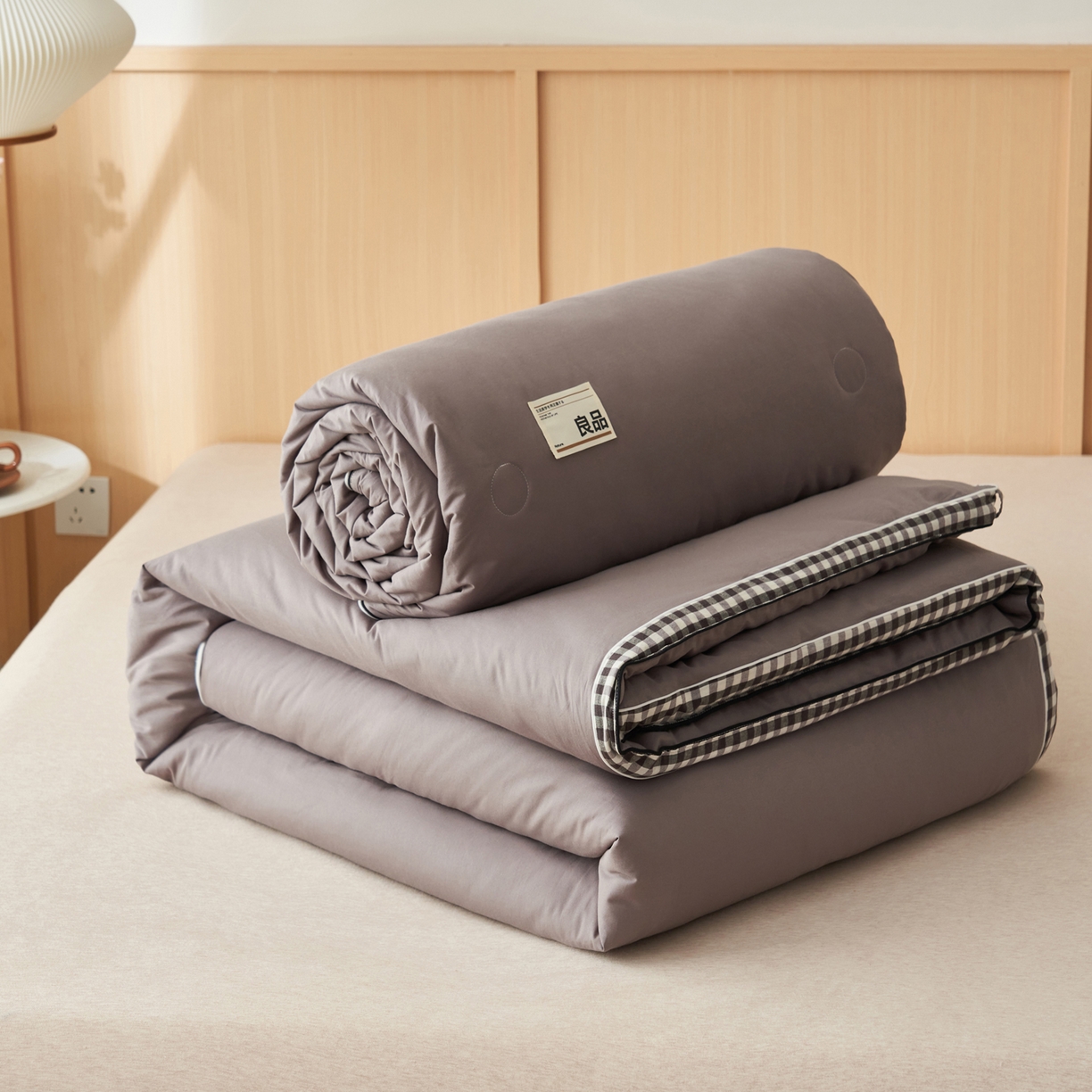 91家纺网 家纺一手货源 找家纺 （总）子由家居 2025新款无印风棋盘格立体大豆子母被被子被芯