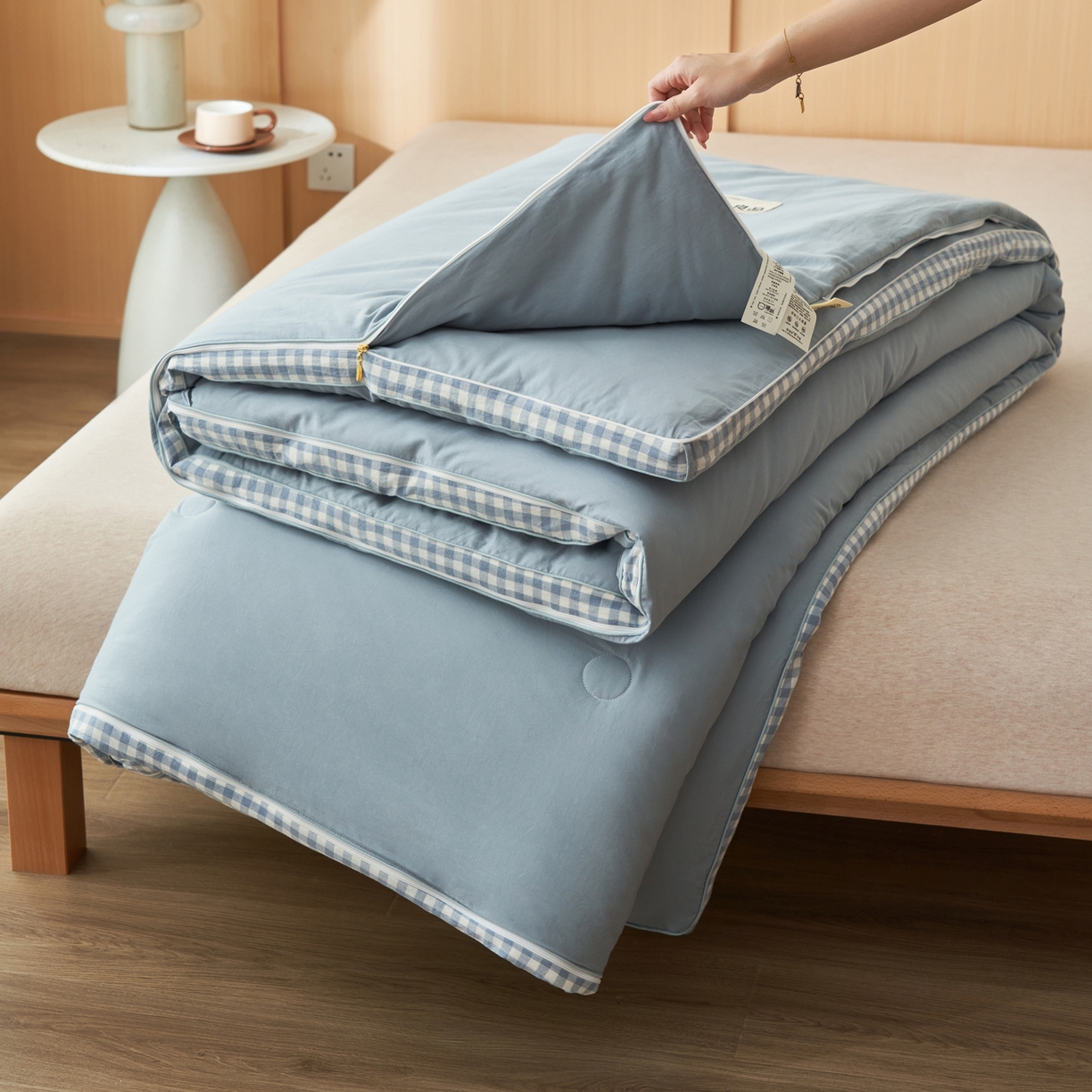 91家纺网 家纺一手货源 找家纺 子由家居 2025新款无印风棋盘格立体大豆子母被被子被芯 棋盘格子母被-浅蓝