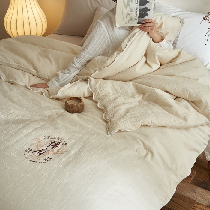 91家纺网 家纺一手货源 找家纺 子由家居 2025新款纯棉水洗棉麻提花55大豆被被子被芯 棉麻提花55子母被-简约风