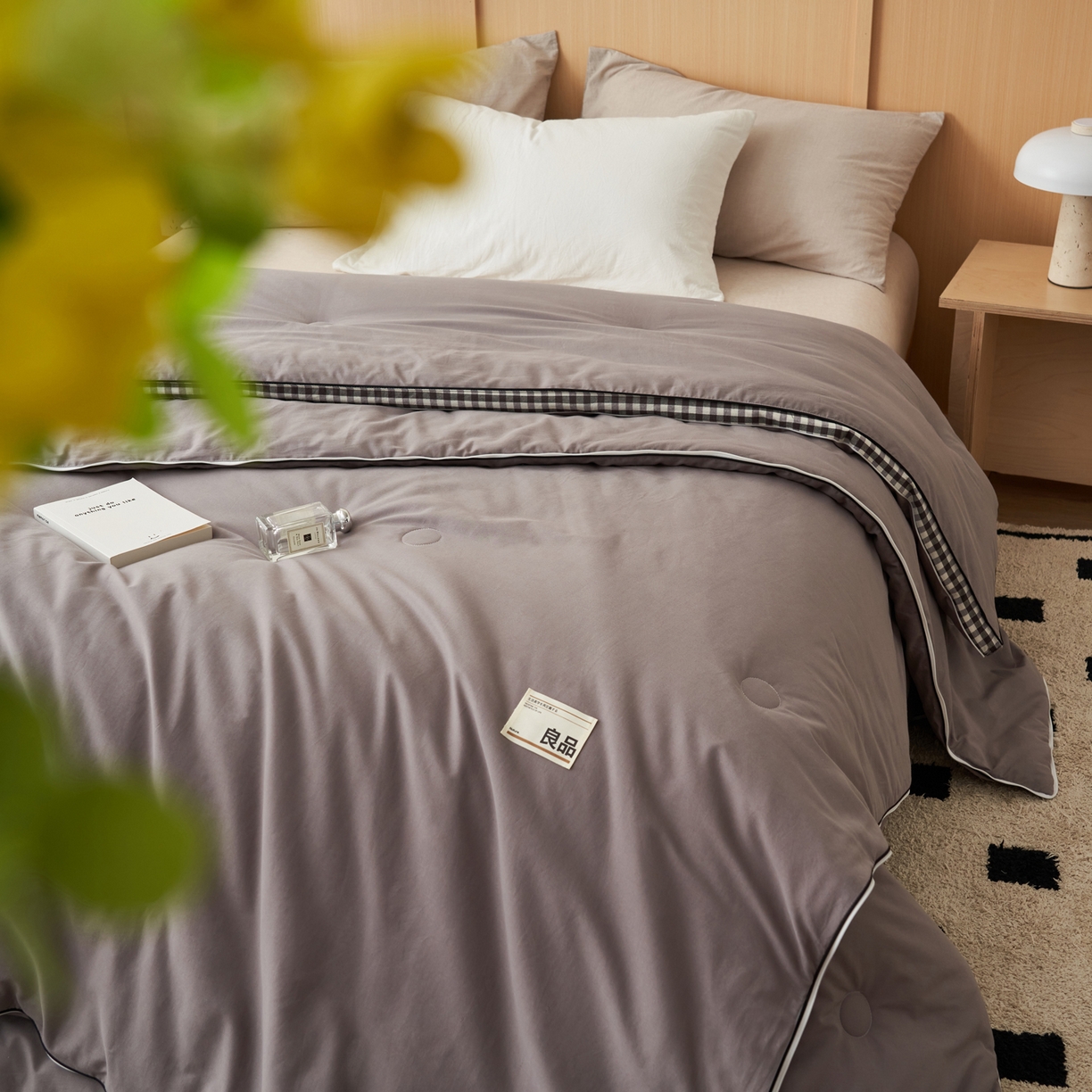 91家纺网 家纺一手货源 找家纺 子由家居 2025新款无印风棋盘格立体大豆被被子被芯 棋盘格-暗灰