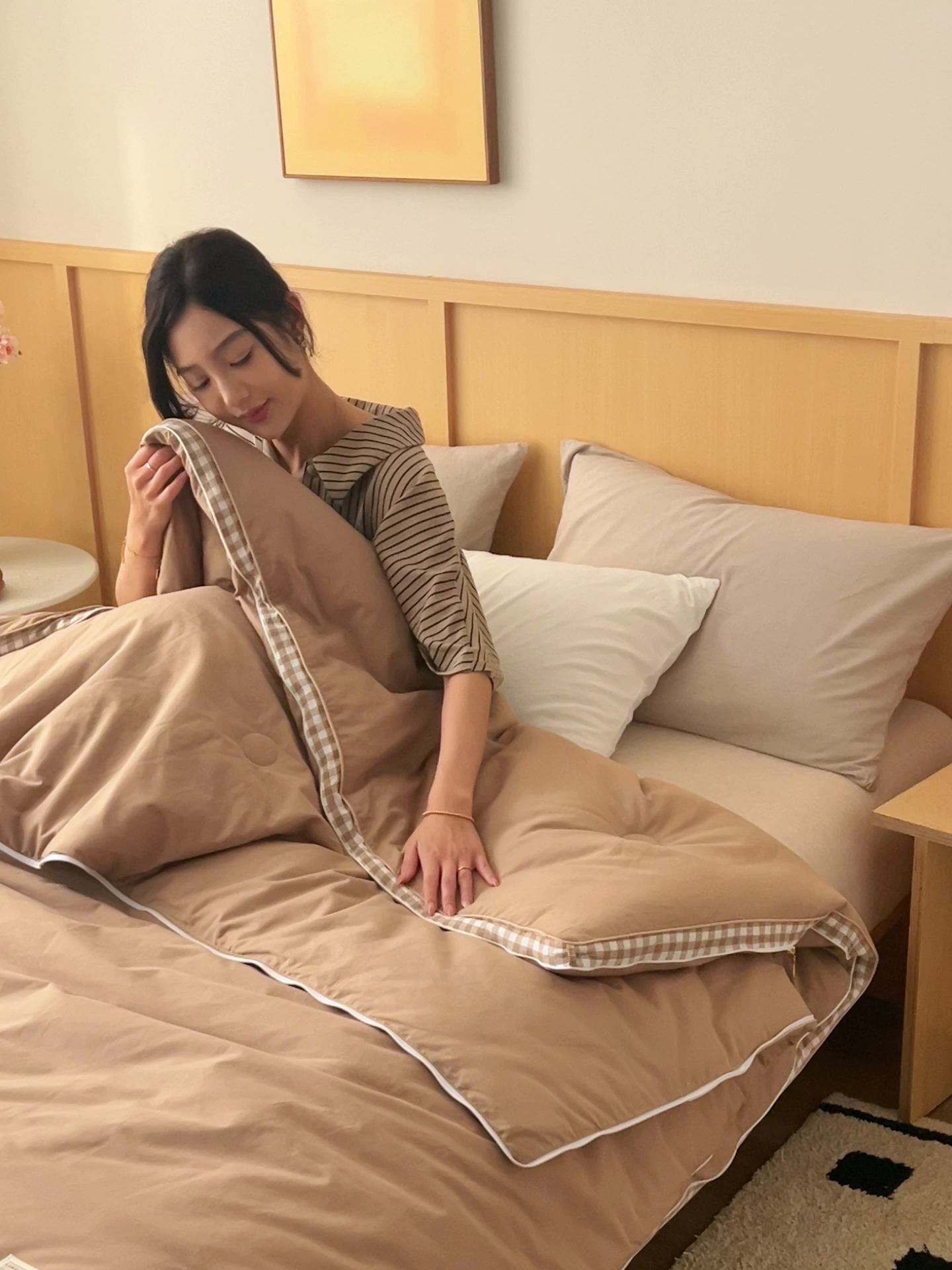 91家纺网 家纺一手货源 找家纺 子由家居 2025新款无印风棋盘格立体大豆被被子被芯 棋盘格-米驼