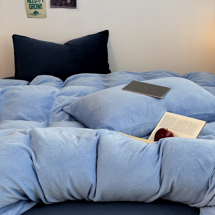 91家纺网 家纺一手货源 找家纺 三朵家纺 2025新款法莱绒混搭四件套 琉璃蓝-蓝