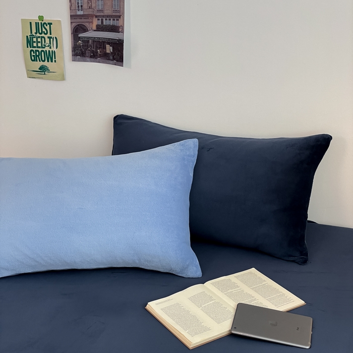 91家纺网 家纺一手货源 找家纺 三朵家纺 2025新款法莱绒混搭四件套 琉璃蓝-蓝