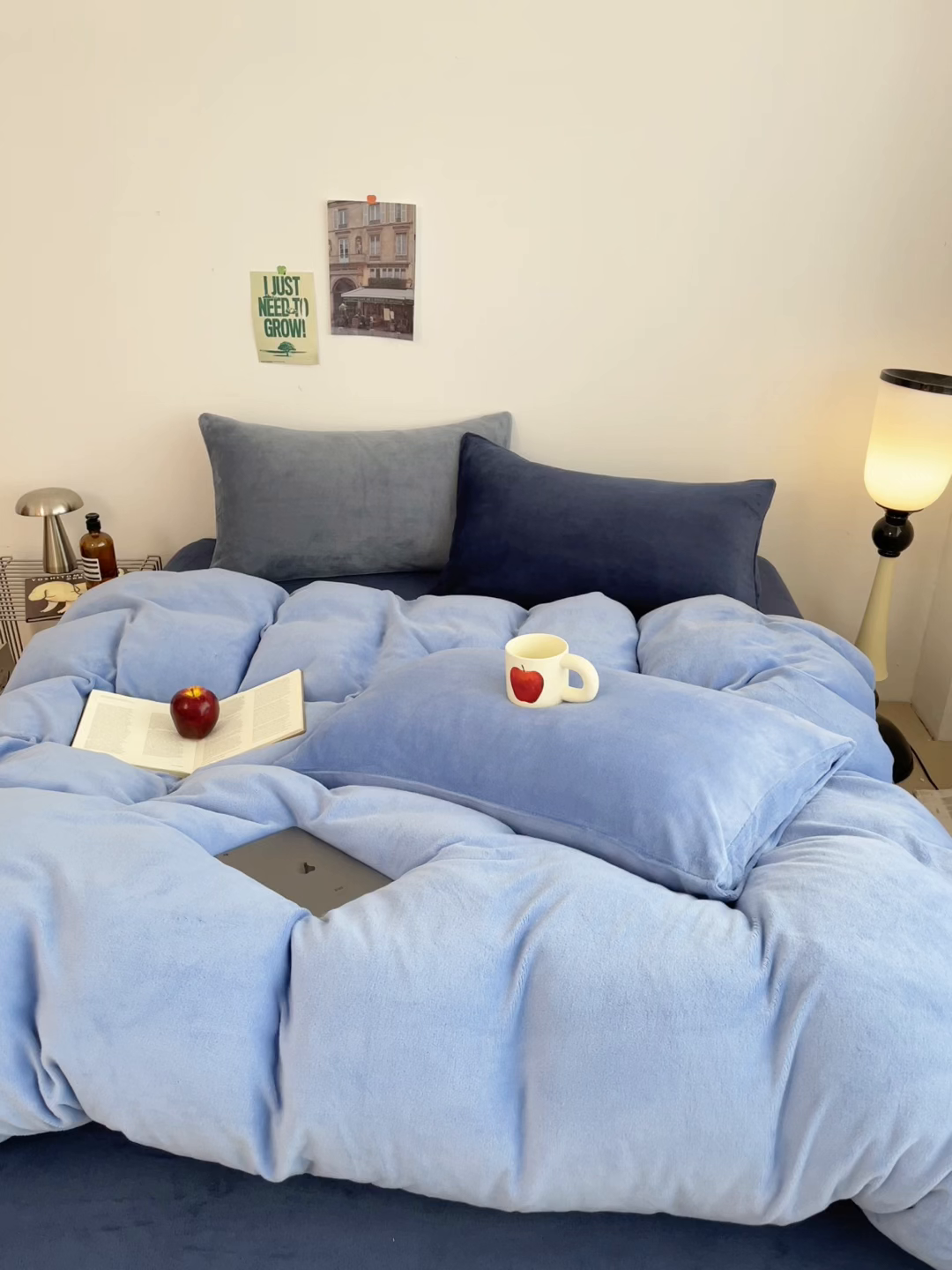 91家纺网 家纺一手货源 找家纺 三朵家纺 2025新款法莱绒混搭四件套 琉璃蓝-蓝