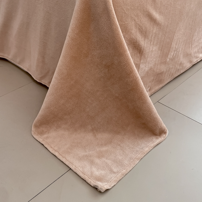 91家纺网 家纺一手货源 找家纺 三朵家纺 2025新款法莱绒混搭四件套 千鸟格-驼