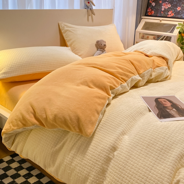 91家纺网 家纺一手货源 找家纺 如一 2025新款A类3D立体雕花牛奶绒四件套 华夫格白