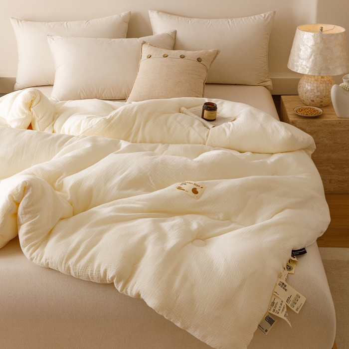 91家纺网 家纺一手货源 找家纺 （总）子由家居 2025新款家居双层邹邹纱大豆冬被系列