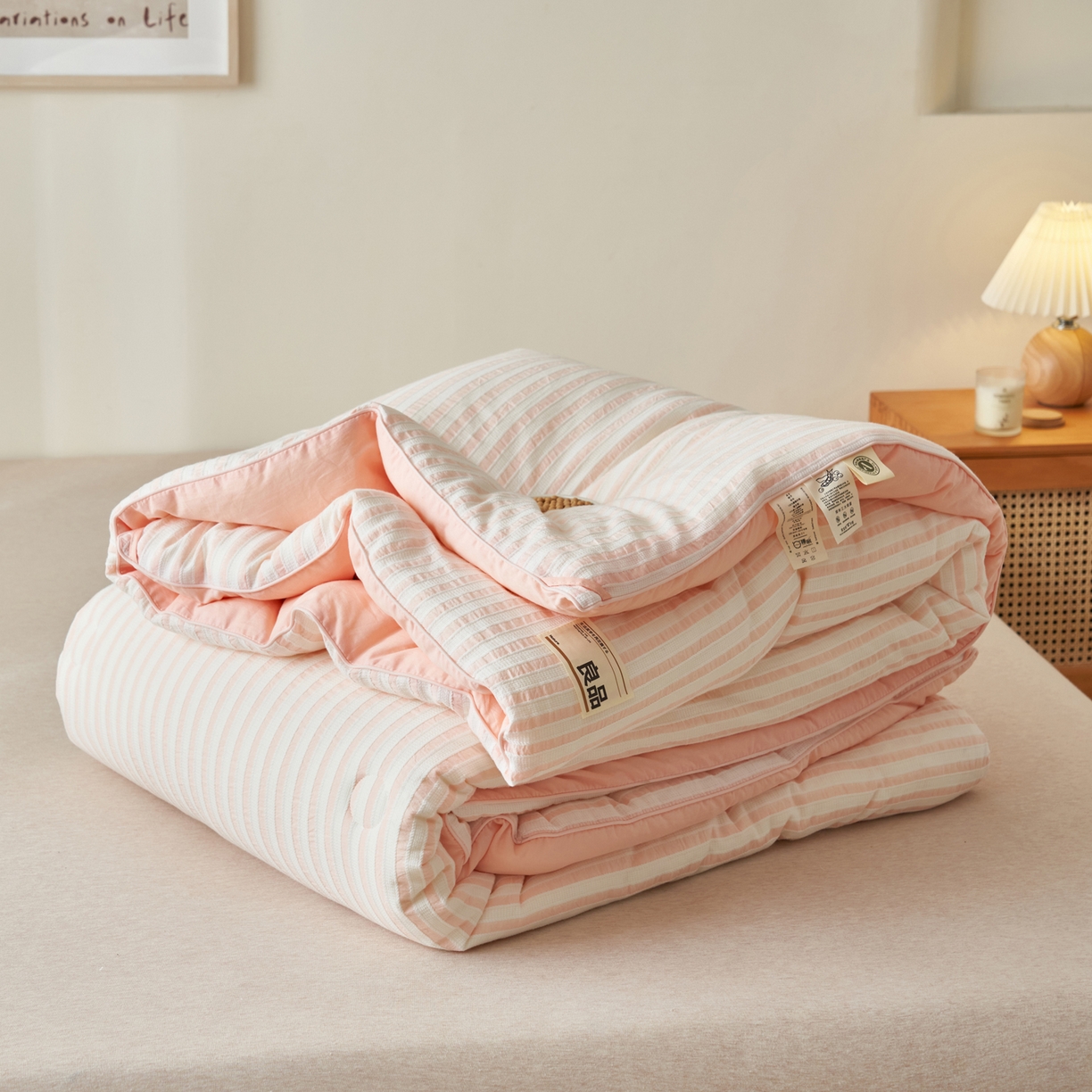 91家纺网 家纺一手货源 找家纺 （总）子由家居 2025新款水洗简约条纹大豆冬被被子被芯