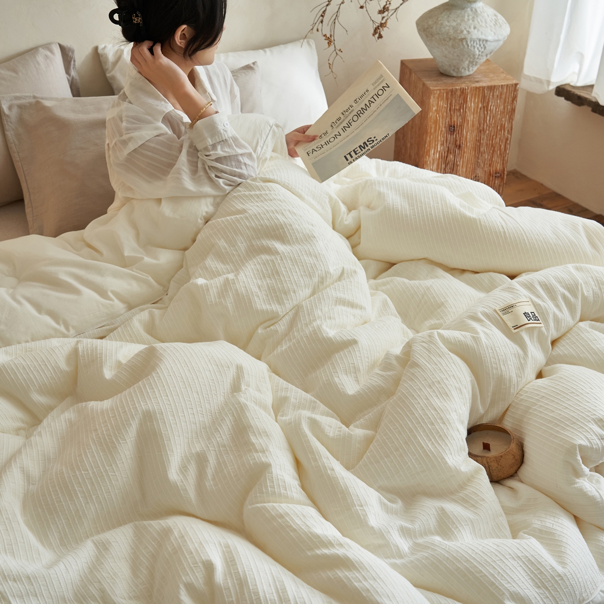 91家纺网 家纺一手货源 找家纺 子由家居 2025新款水洗简约条纹大豆冬被被子被芯 色织条纹-本白