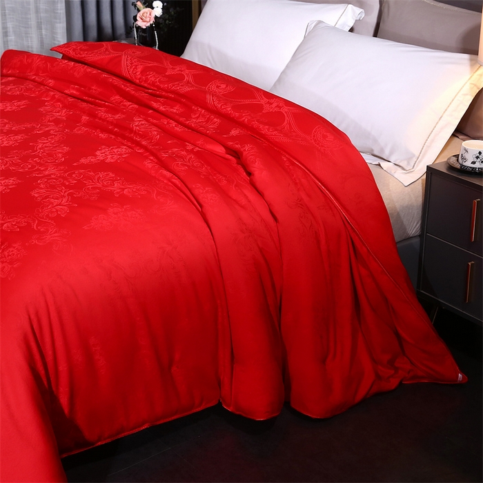 91家纺网 家纺一手货源 找家纺 芭芭棉家纺 2025新款全棉提花云端之梦被子被芯 云端之梦大红