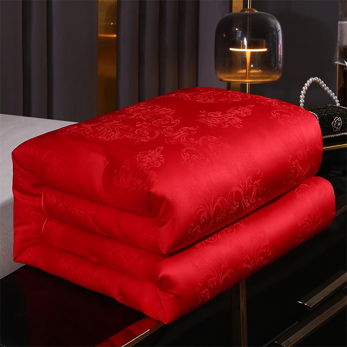 91家纺网 家纺一手货源 找家纺 芭芭棉家纺 2025新款全棉提花云端之梦被子被芯 云端之梦大红