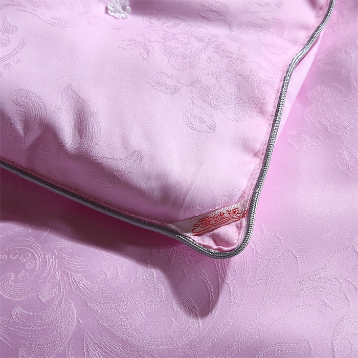 91家纺网 家纺一手货源 找家纺 芭芭棉家纺 2025新款全棉提花云端之梦被子被芯 云端之梦粉色