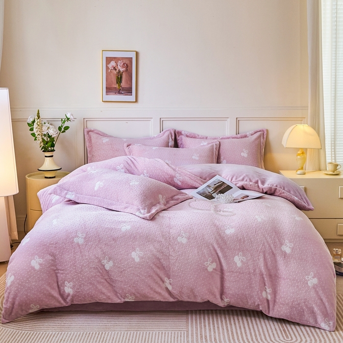 91家纺网 家纺一手货源 找家纺 （总）尚品凤凰 2025新款雕花绒牛奶绒四件套