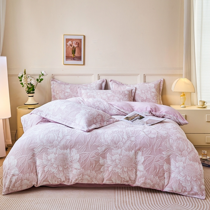 91家纺网 家纺一手货源 找家纺 （总）尚品凤凰 2025新款雕花绒牛奶绒四件套