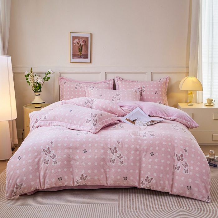 91家纺网 家纺一手货源 找家纺 （总）尚品凤凰 2025新款雕花绒牛奶绒四件套