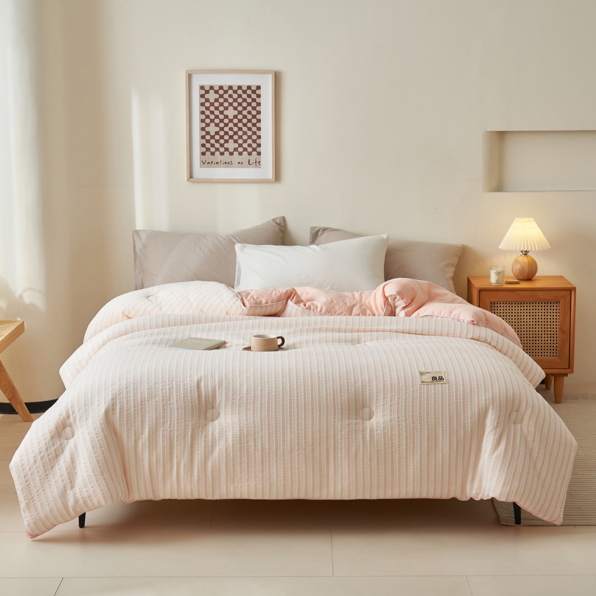 91家纺网 家纺一手货源 找家纺 子由家居 2025新款水洗简约条纹大豆冬被被子被芯 色织条纹-浅粉